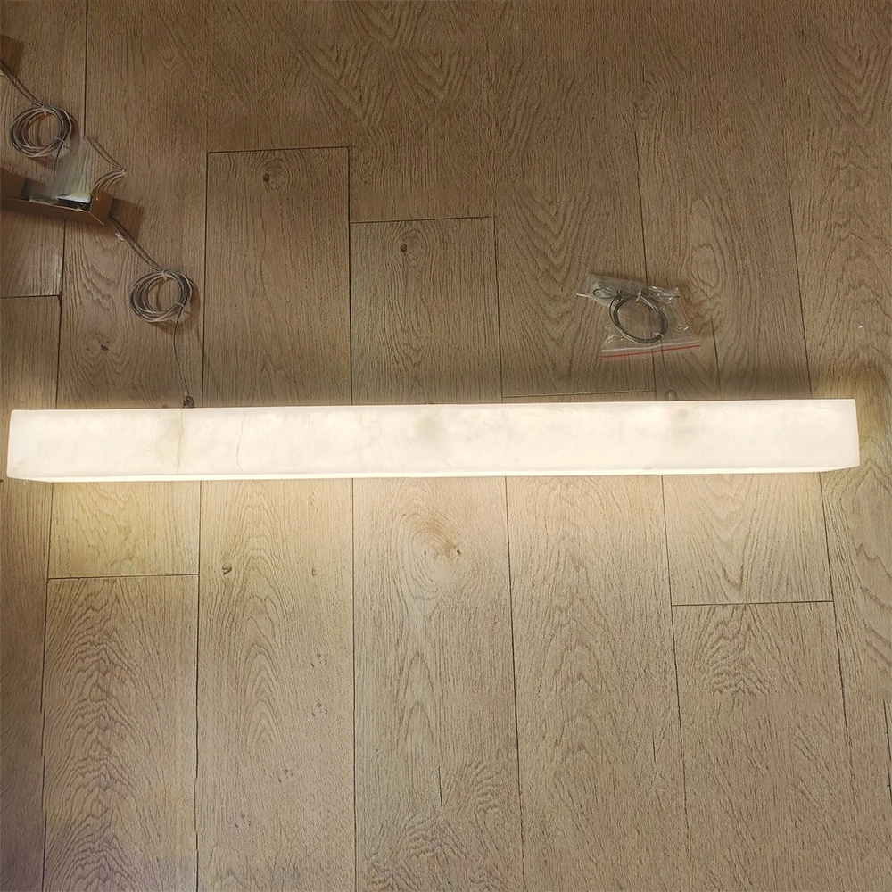 ثريا حديثة فاخرة مع غطاء مرمر وتصميم متكامل من الرخام الطبيعي والنحاس النقي لغرفة المعيشة وغرفة الطعام والمنزل