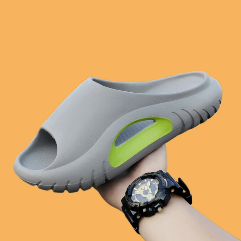 Sandales compensées d'été pour hommes Comwarm avec semelle EVA, confortables pour la plage, le bain et les activités de plein air_voghion.com