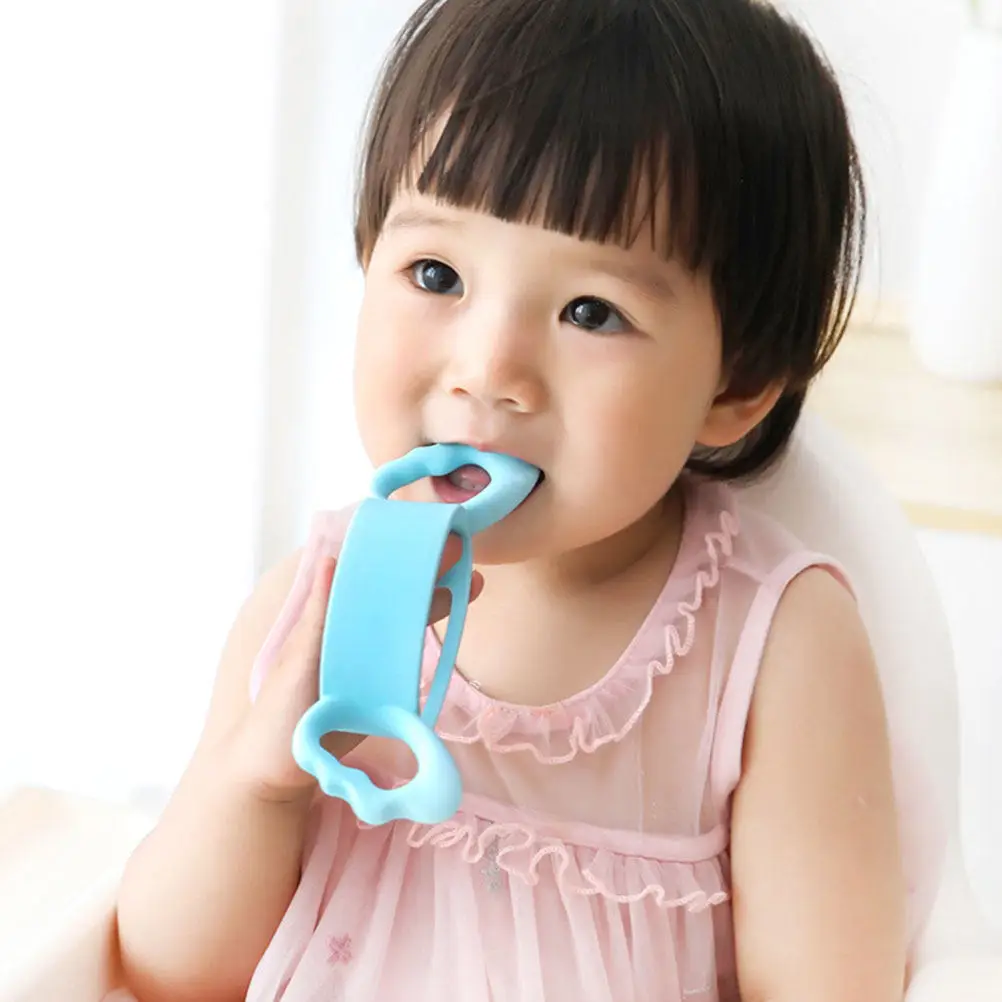 

2Pcs Ergonomic Silicone Baby Bottle Handle Grips Universal Fit for Most Bottles Encourages Self Feeding Non Slip Dishwasher Safe