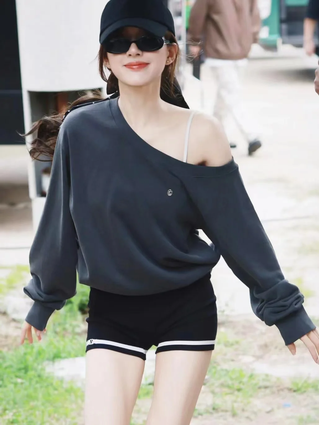 

Американский ретро-худи в стиле бренди, женский свободный повседневный топ с длинными рукавами, модный осенний хлопковый свитшот