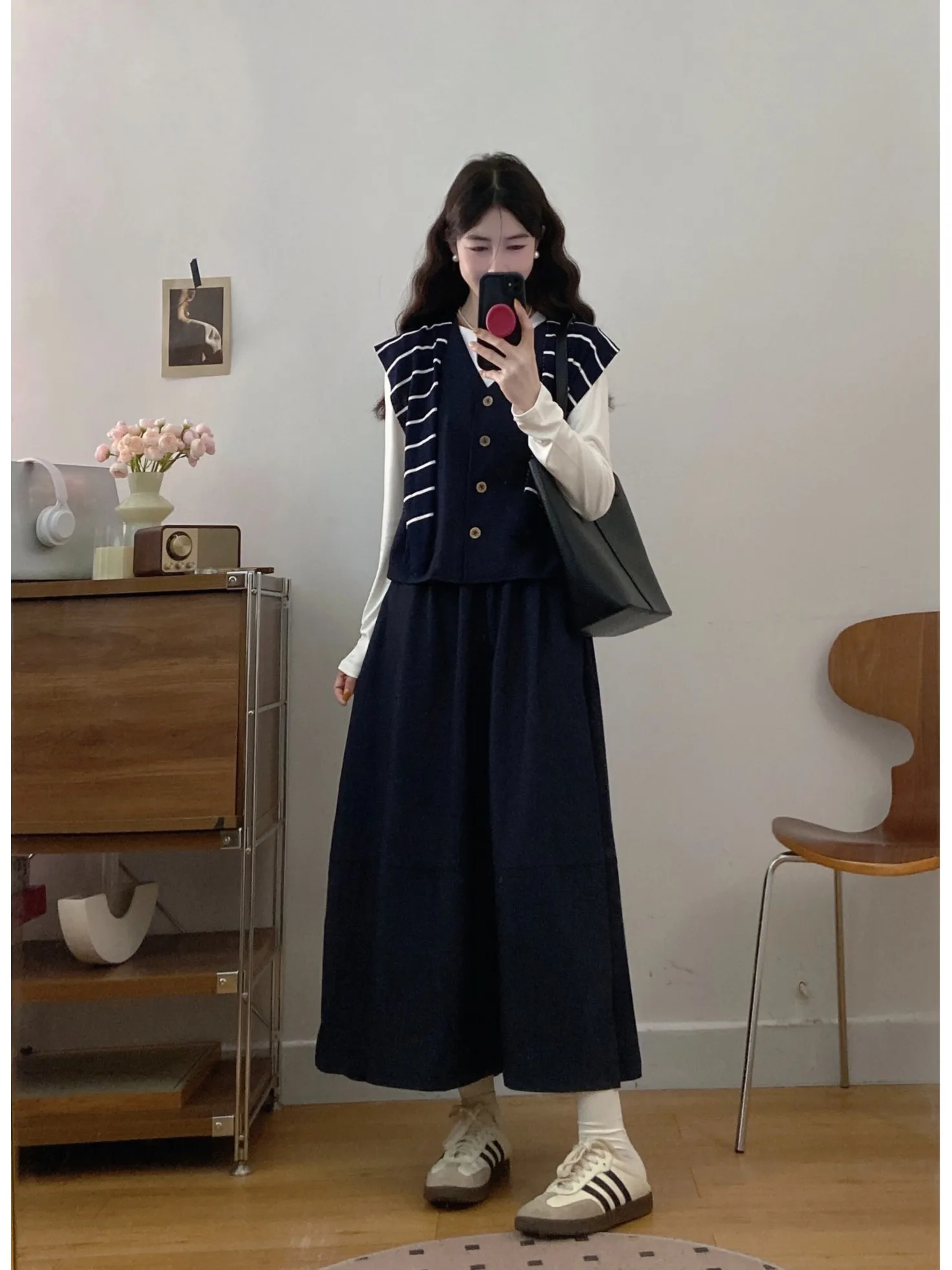 

Fashionable plus Size Women's Spring Outfit Korean Style Long Sleeve Vest T-Shirt Skirt Shawl Four-Piece Set Breathable