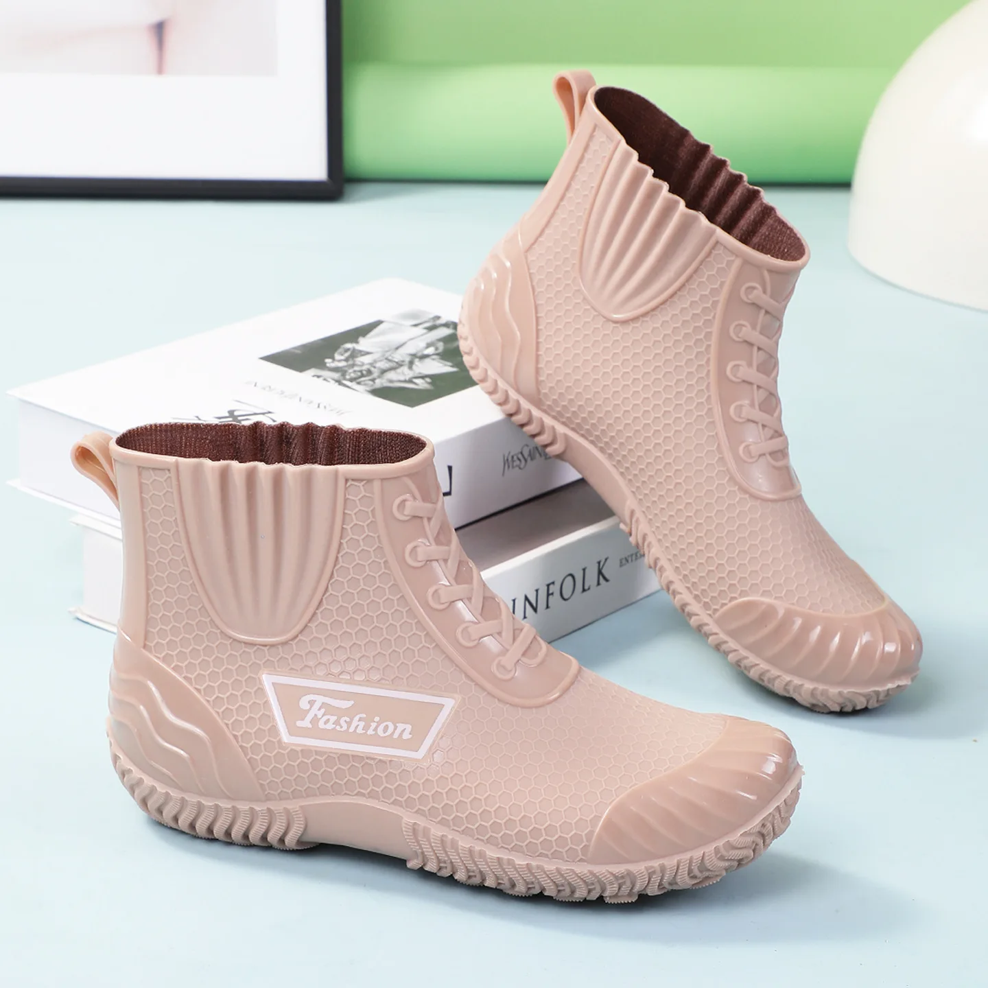 

New Rain Boots Women Short Tube Water Boots Warm Rain Boots with Increased Height Inside Anti Slip Rubber Shoes Waterproof Shoes
