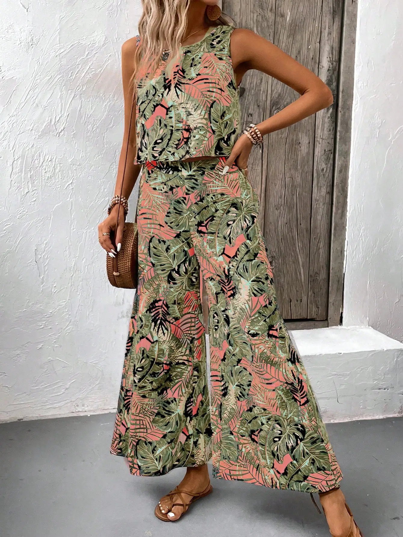 

Tropical Leaf Print Round Neck Sleeveless Top And Wide Leg Pants Loose Casual Two-Piece Set