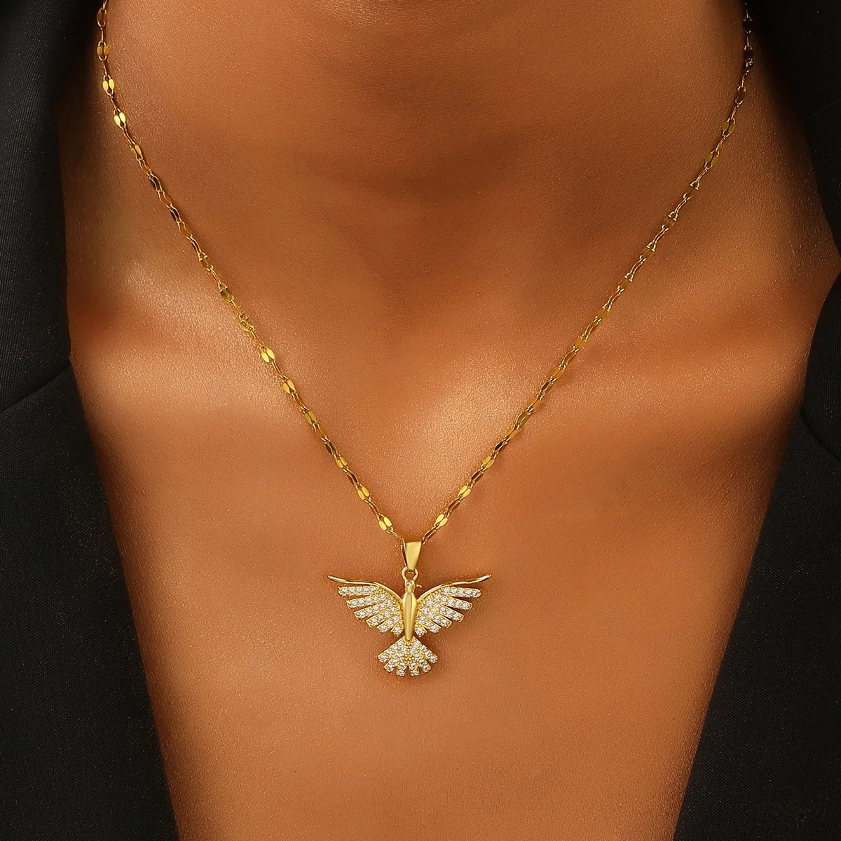 Golden Plated Phoenix Pendant Necklace, Sparkly Stainless Steel Retro Neck Chain for Women,Retro Style Female Daily Wear