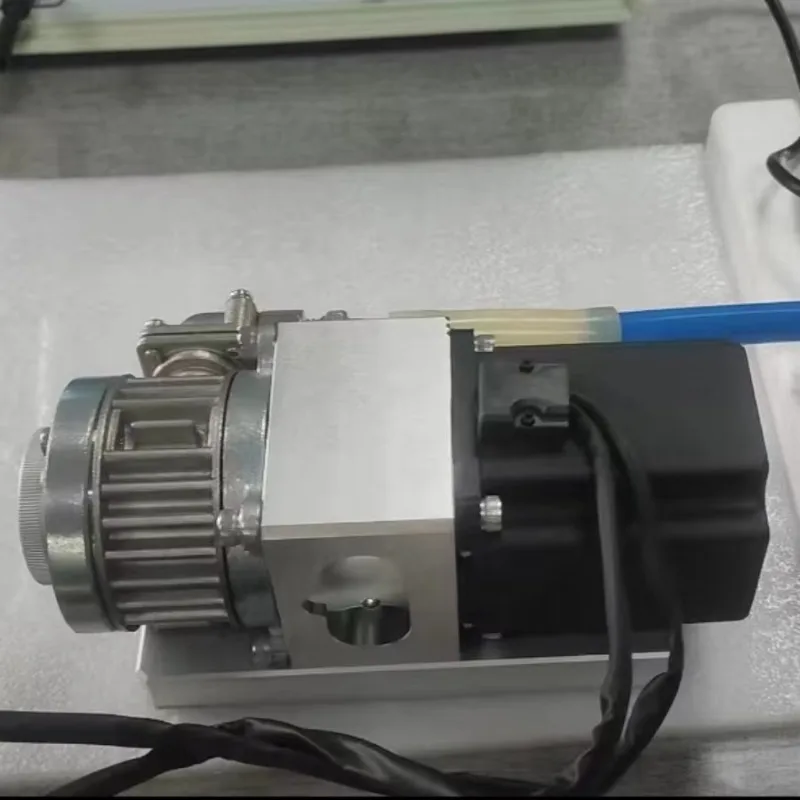 Hot Sale 98l/min Brushless DC Vacuum Pump Oil Free Electric 24V 36V Rotary Vane Pump Lab Gas Sampling Pump