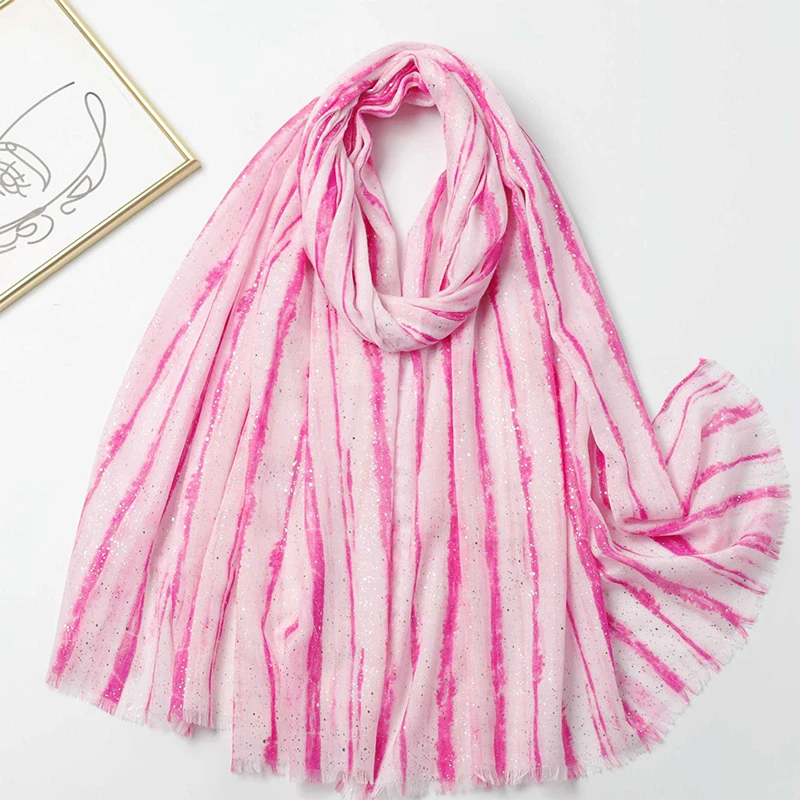 2024 Designer Brand Women Scarf Classical Print Lady Shawls Cotton Feeling Soft Oversize Hijabs Neck Headband Tassel Foulard