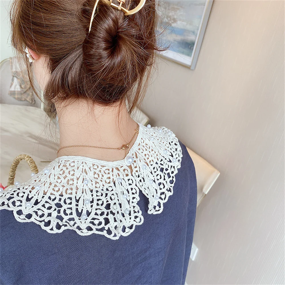 Vintage White Hollow Lace Fake Collar Blouse Decoration Collar With Pearl Sweet Detachable False Necklace Mini Shawl Wrap