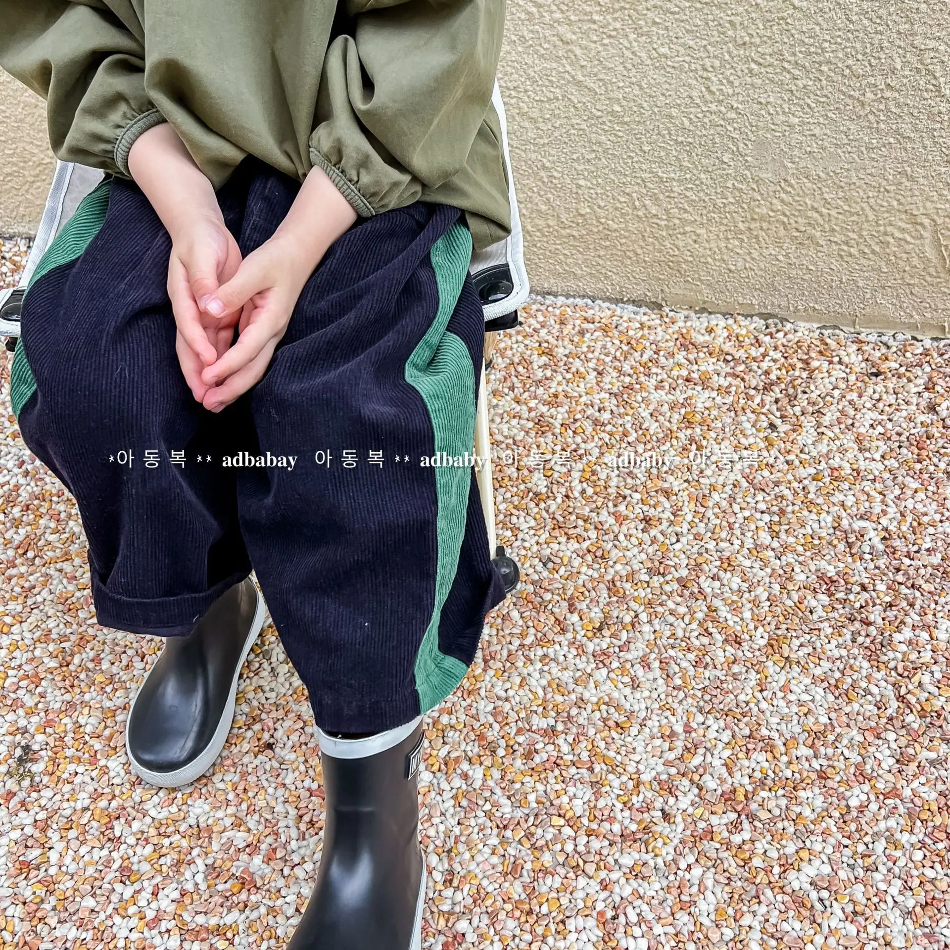 Calça infantil harém de veludo de veludo, calça casual feminina sólida para o outono, de 1 a 6 anos infantil, nova, 2024