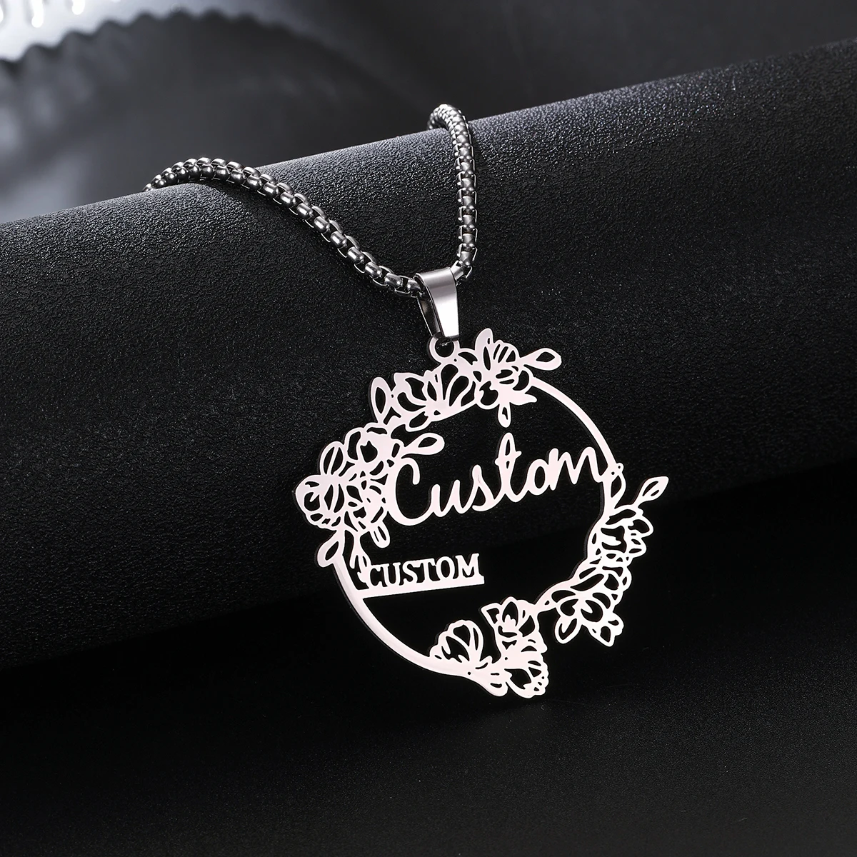

Custom Flower Wrapped Name Necklace, Stainless Steel Hollow Out Circular Pendant, Romantic Exclusive Jewelry