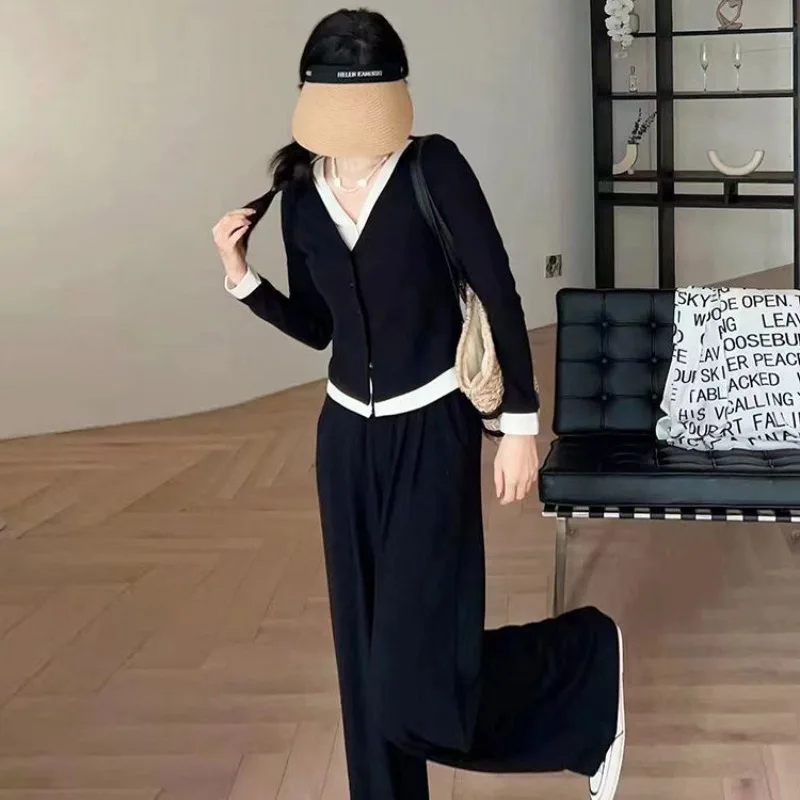 

Новинка 2024 года, весенний крутой черный лоскутный тонкий свитшот, широкие брюки, одинаковый комплект, женские спортивные топы, брючные костюмы, модная одежда