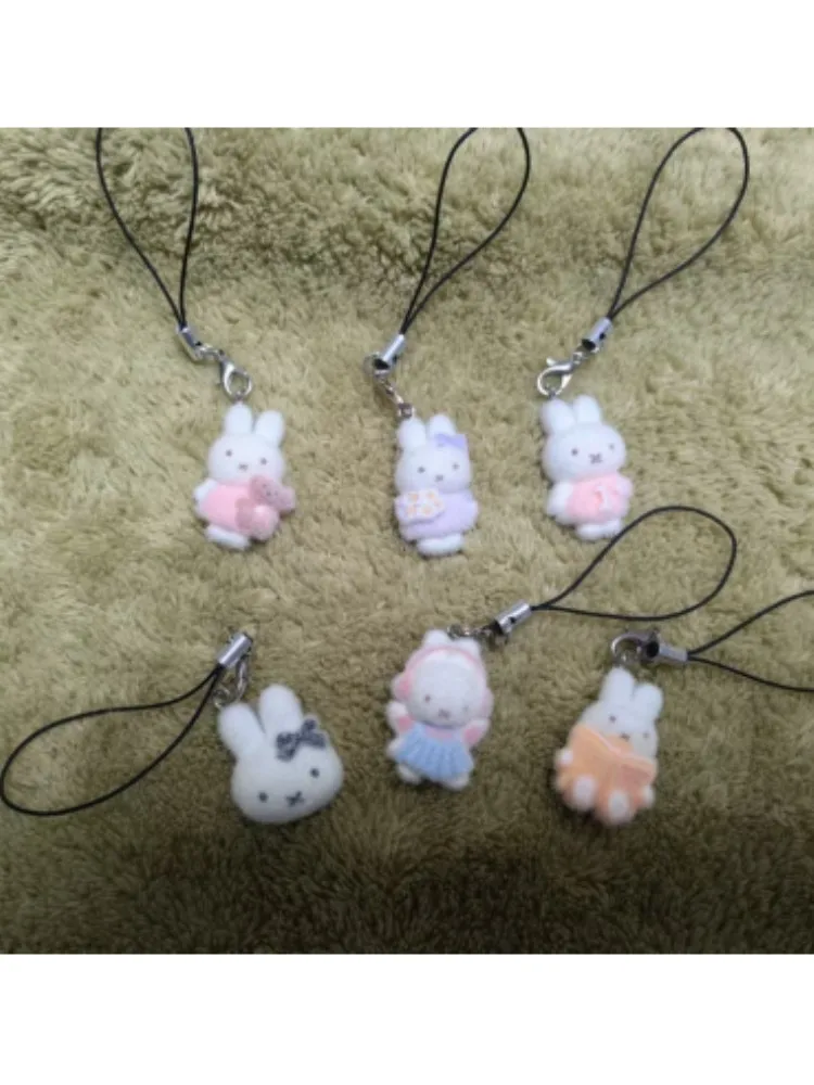 Porte-clés lapin Miffy Kawaii, dessin animé mignon, doux et adorable, cœur de fille, cloche crème, décoration de sac, cadeau pour meilleur ami