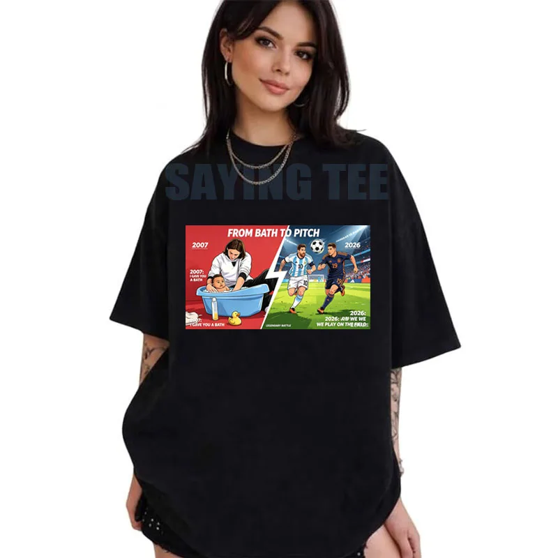 Messi Wasch- und Bade-T-Shirt: Messi-gesegnetes Meme-Fan-T-Shirt im Y2K-Cartoon-Stil für den Fußballspieltag 2026 – PK Yamal Kleidung – Detail 5