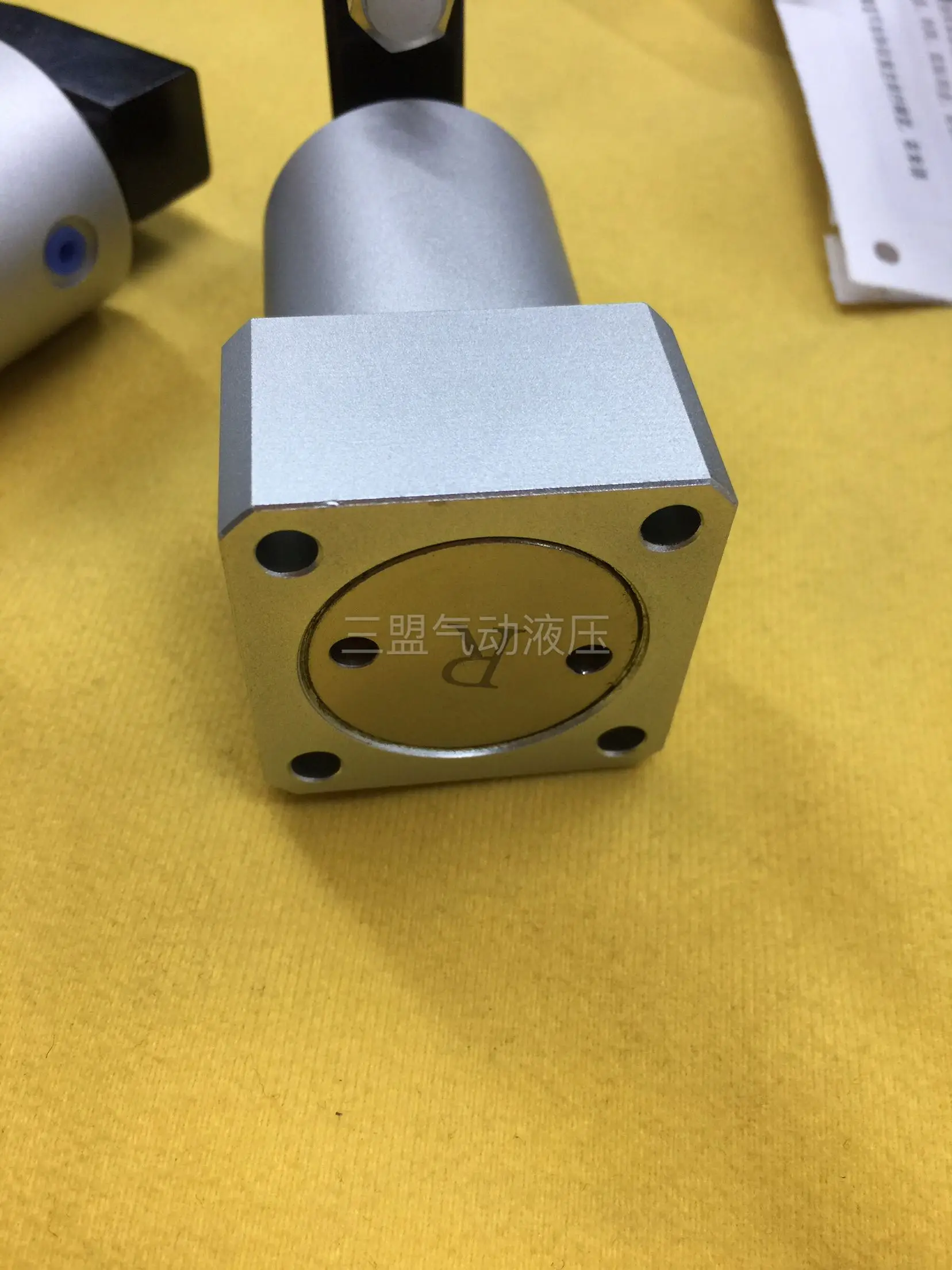 Src/Acklr25 32 40 50 63X90 Downward-Pressing Corner Cylinder Cross-Rod Clamping