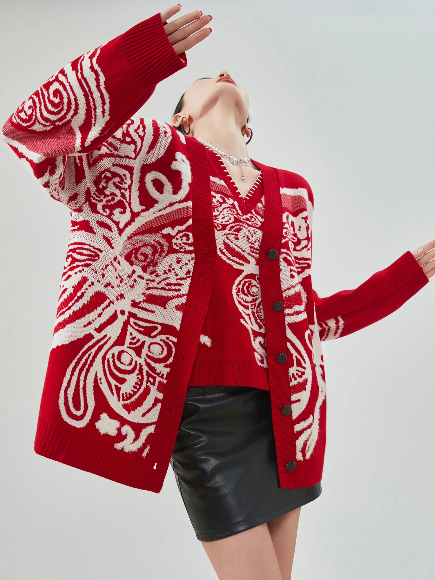 

Красный китайский вязаный кардиган с вышивкой и цветочным узором, женский элитный новогодний свитер-жилет, модный комплект из двух предметов
