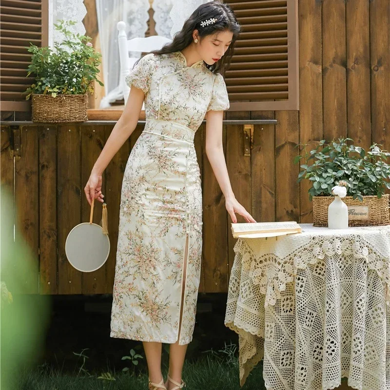 Cheongsam Qipao abito tradizionale cinese ricamo Retro migliorato Cheongsams abiti floreali estivi per feste orientali per le donne