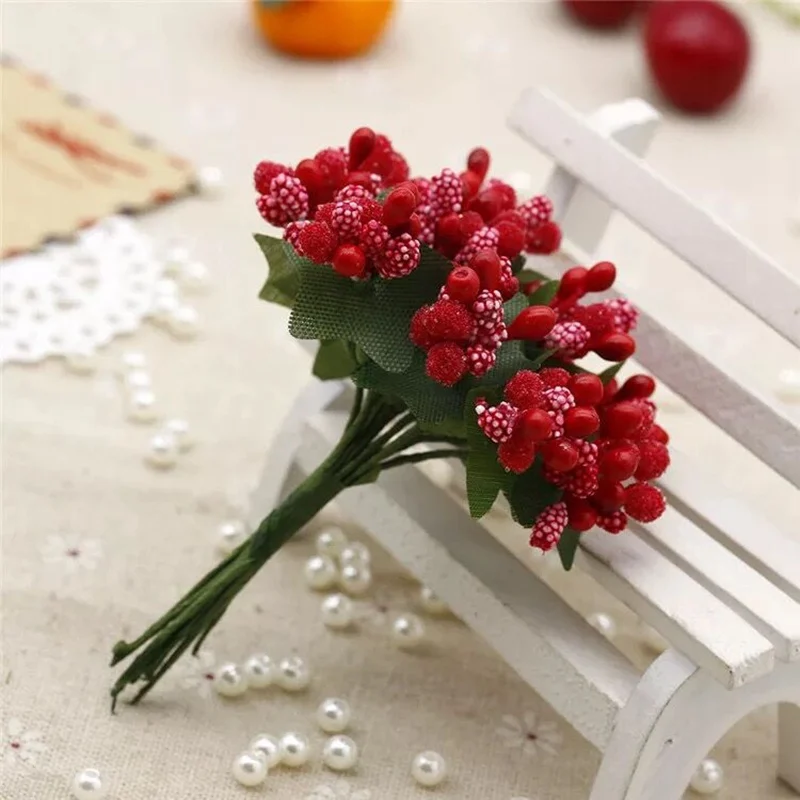 12Pcs Künstliche Blumen Mini Berry Knospe Blume Bouquet mit Blätter Knospe Weihnachten Obst Berry Blume für Party Hochzeit DIY decor