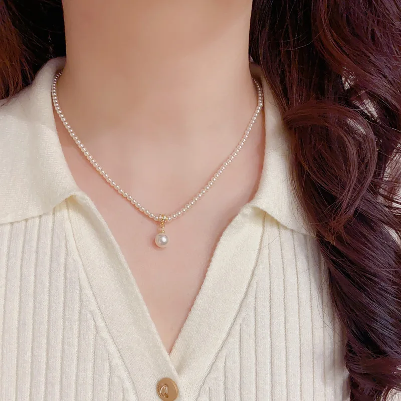 Exquisite jewelry French retro fashion gentle and versatile glass beads pearl necklace temperament light luxury simple design