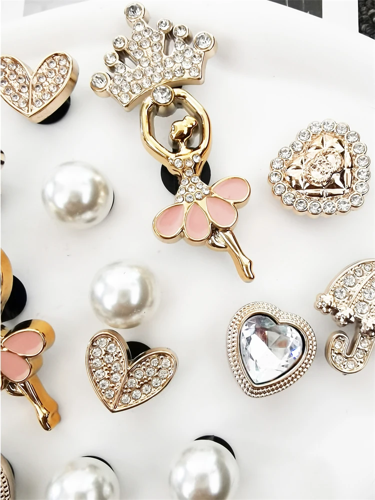16PCS Ballett Mädchen Schuh Charms ABS Strass Schnalle Dekorationen DIY Bling Schmuck Kleine Clog Zubehör Fit Frauen Halloween geschenk – Detail 3