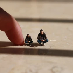 King Toys 1/64 1/87 1/43 Figurines Scale Model Resin hoodies Boy Dioramas Diecast Miniature Collection 062