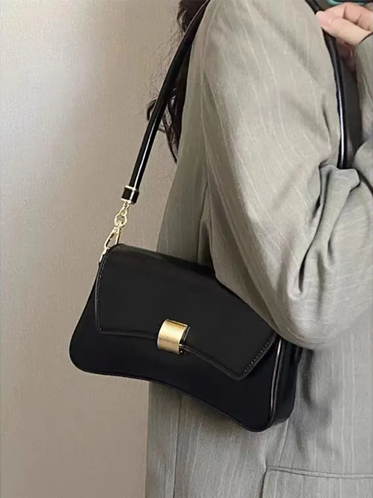 Women\'s Black Bags 2024 New Fashion Commuter Versatile One Shoulder Crossbody Bag Texture Simple Solid Female Underarm Pack