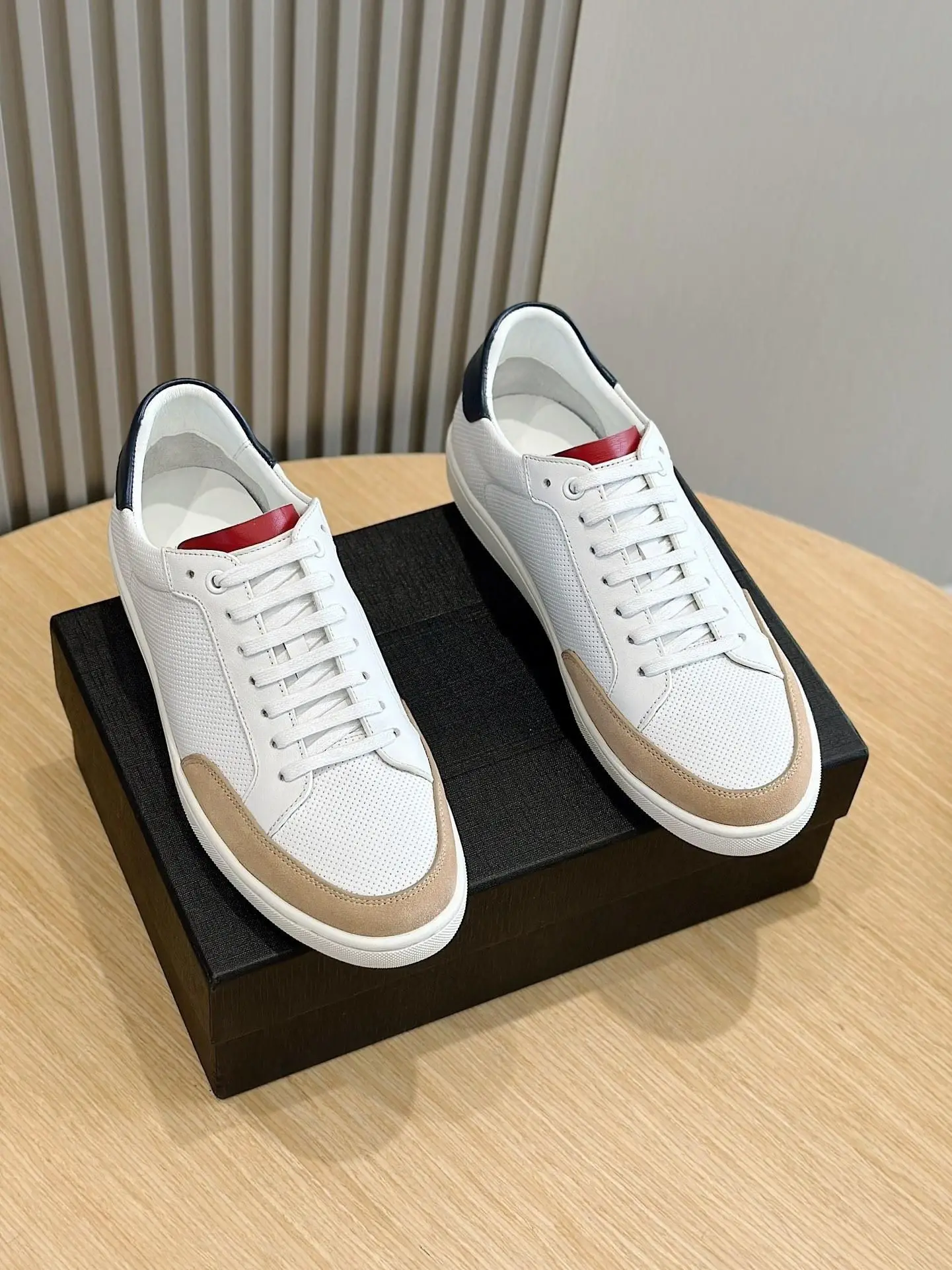 Unisex Retro Daily Casual Shoes Multi-color Leather Suede Splicing Lace Up Non Slip Rubber Sole Walking Trainers