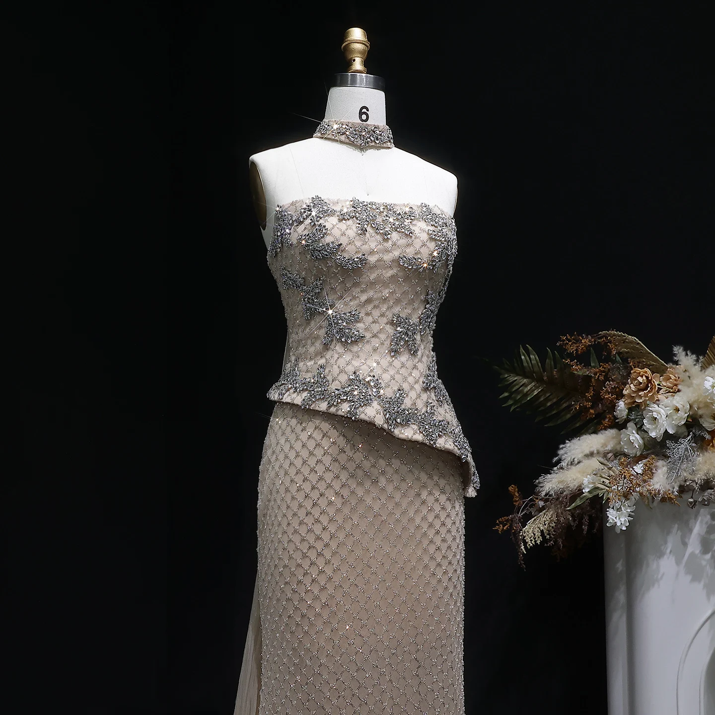 Sharon Said Dubai Champagner Zweiteiliges Trägerloses Abendkleid mit Schweren Pailletten und Perlen, Arabisches Damen-Abendkleid SS394 Maßanfertigung – Detail 5