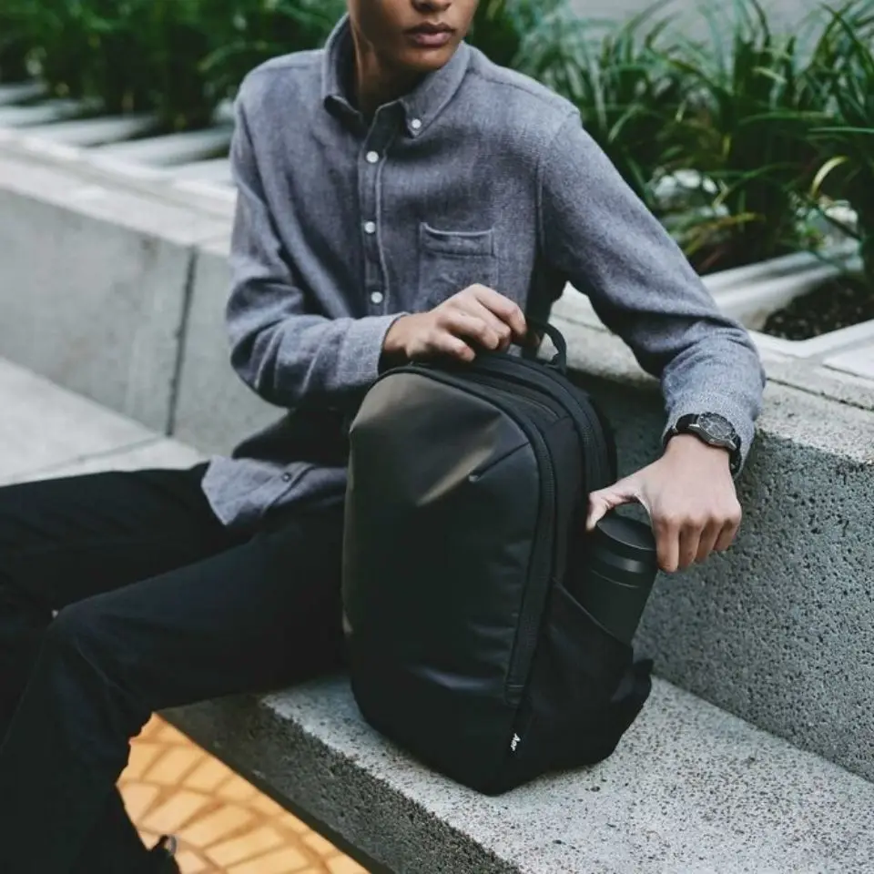 

Вместительный городской рюкзак для мужчин и женщин-студентов