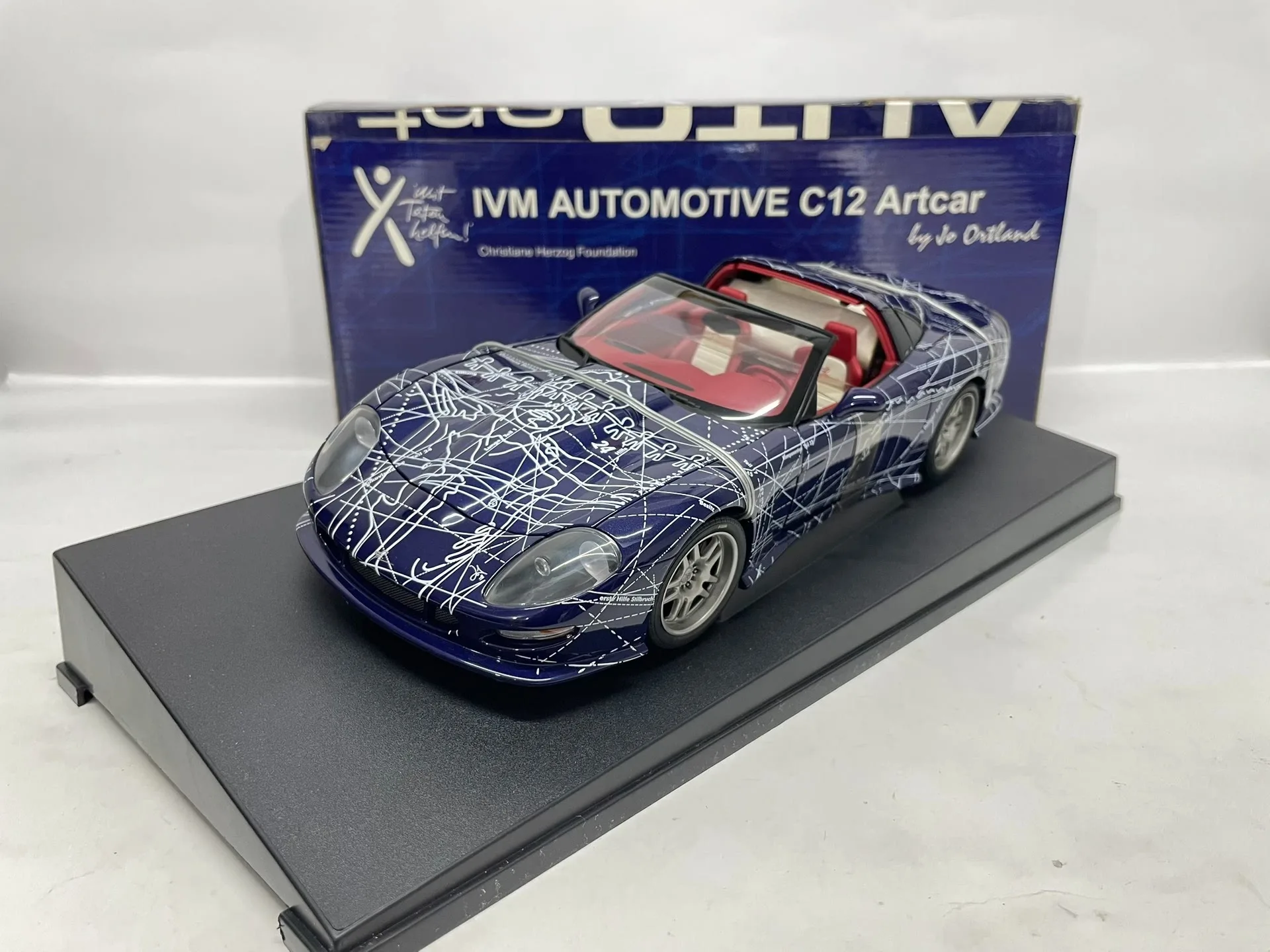 

Autoart 1:18 IVM AUTOMOTIVE C12 Artcar Simulation Limited Edition All Open Alloy Metal Static Car Model Toy Gift