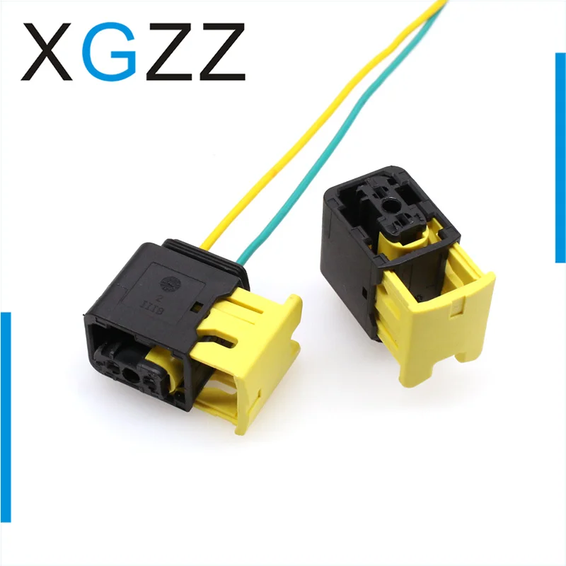 1-1418448-2 is suitable for the Jiefang J6P oil-water separator plug connection wire, two hole connector harness