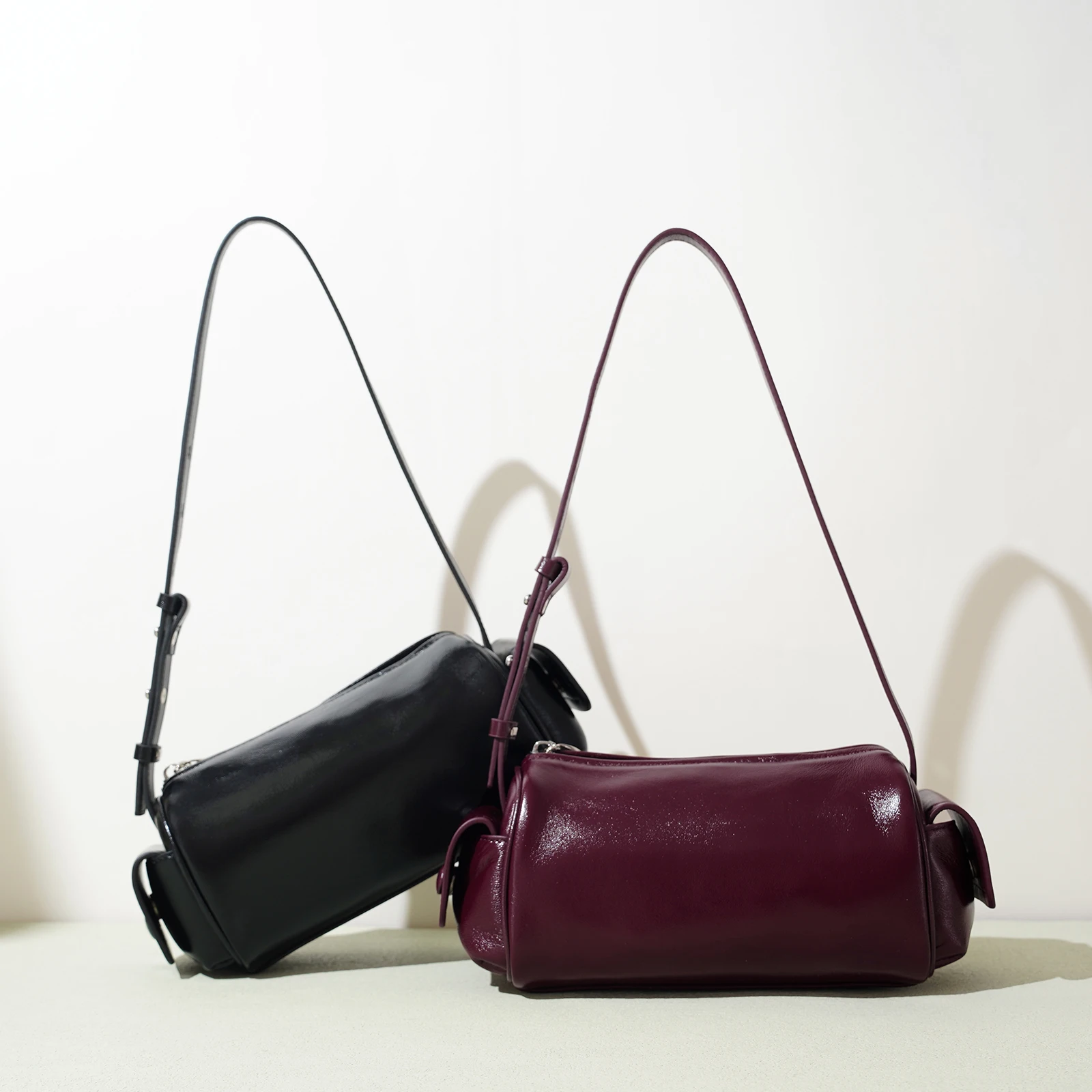 

2025 New Niche Design Lambskin Pen-Style Rectangular Mini Box Bag Women's Genuine Leather Premium Underarm Tote Bowling Bags