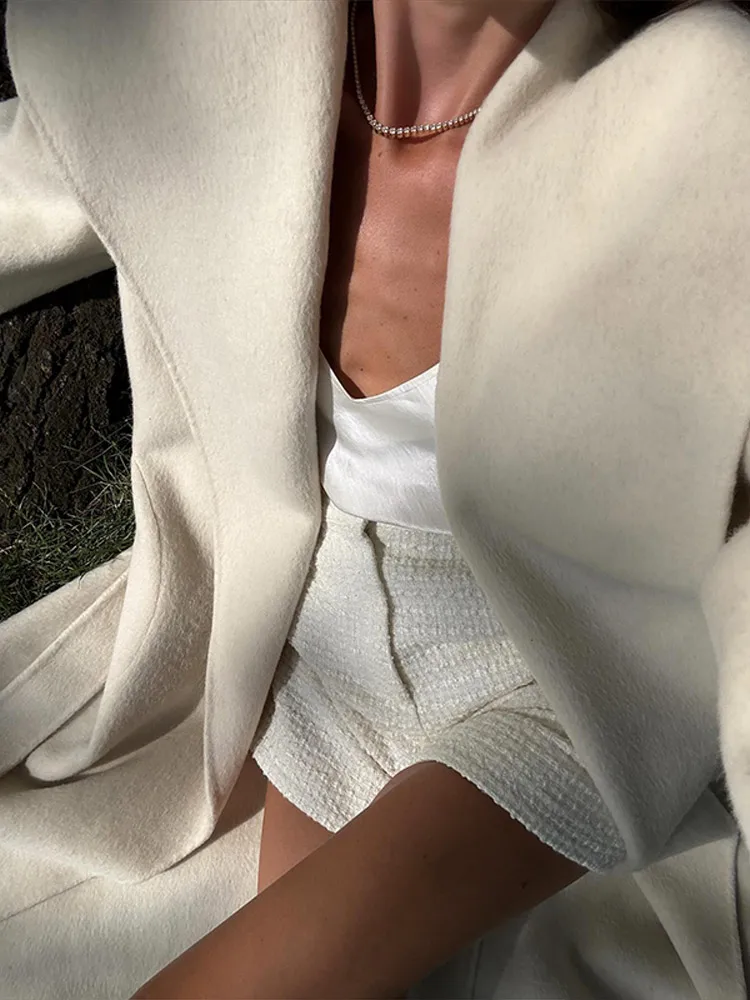

Elegant Wool Blend Belted Maxi Coat Women's Oversized Shawl Collar Lace-up Vintage Warm Autumn Winter Outerwear Chic Lady Outfit