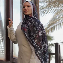 Nowy projekt Hura Qamar Print Modal Scarf Hidżab Satin Hijabs dla kobiet Opaska na głowę Bandana Szale Szaliki dla kobiet Turban Ramadan