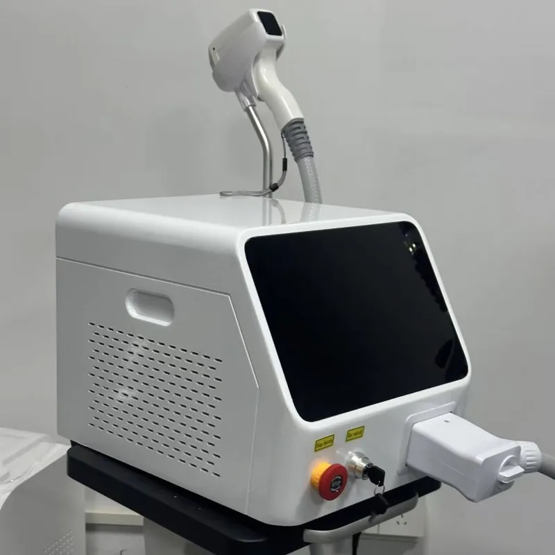 آلة إزالة الشعر بالليزر ديود 3 أطوال موجية/808 نانومتر 755 808 1064 نانومتر مع تبريد TEC #3