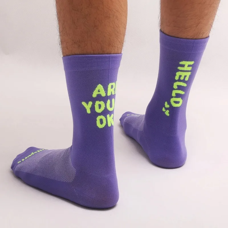 Professional Bicycle Cycling Socks Soft Breathable Quick dry Absorbent Elastic Unisex Sports Socks Middle Tube Socks