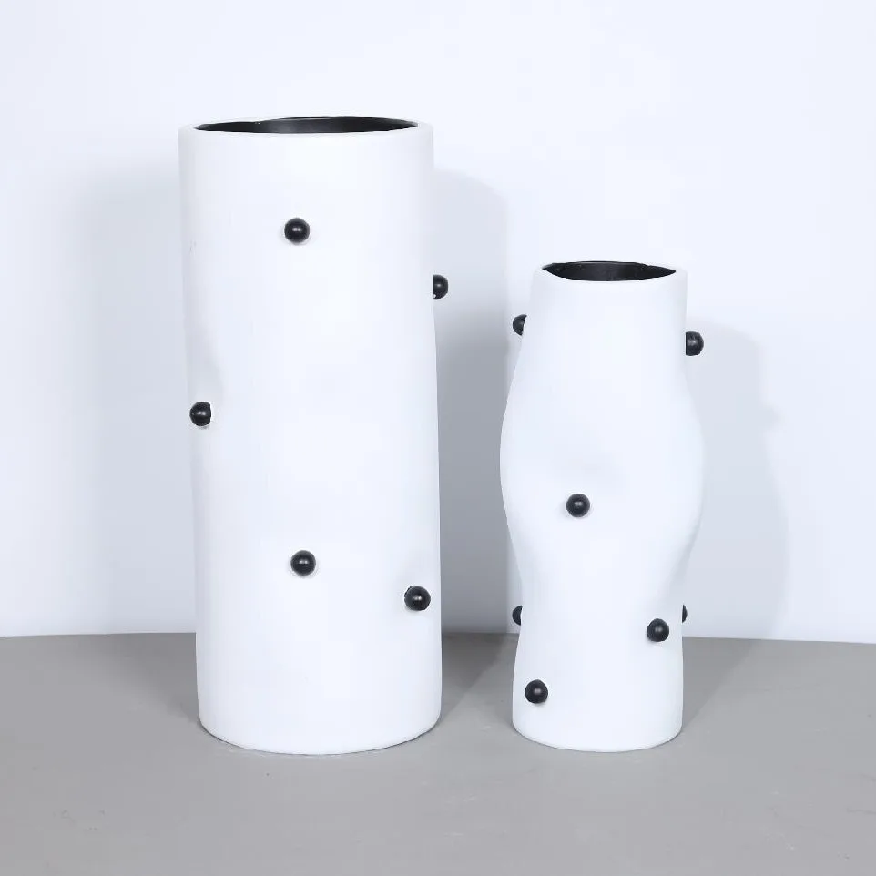 CX modern simple European-style white bead inlaid black ball flower vase ornament