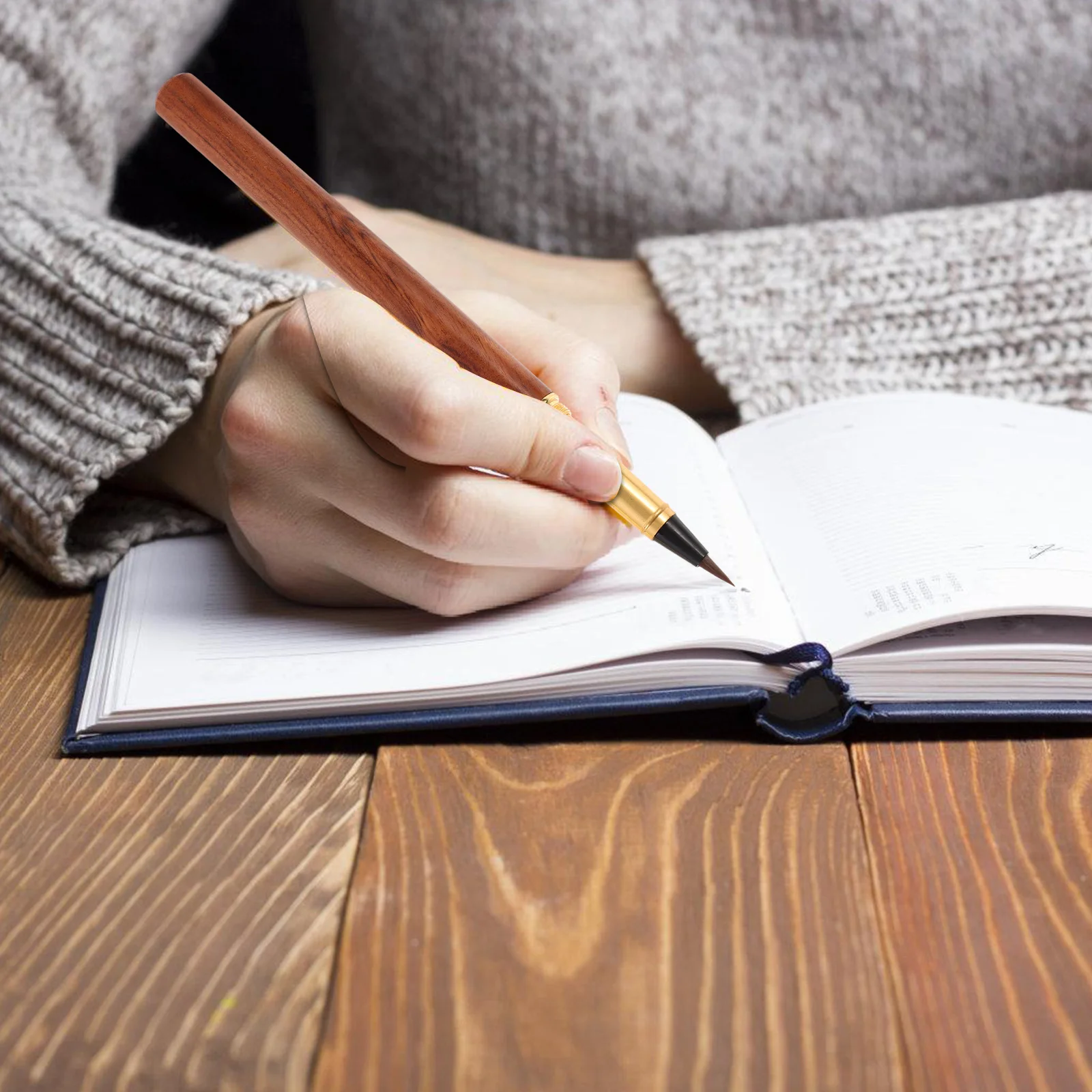 

Refillable Solid Wood Brush Pen Flexible Soft Tip Comfortable Grip Calligraphy Writing Drawing Fountain Style Brush Pen