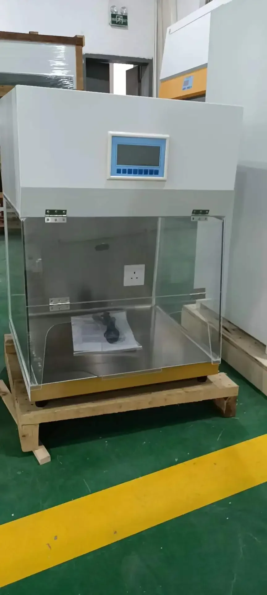 متوفر في المخزون Drawell PCR-800 خزانة التدفق الصفحي لسطح المكتب PCR أثاث المختبرات