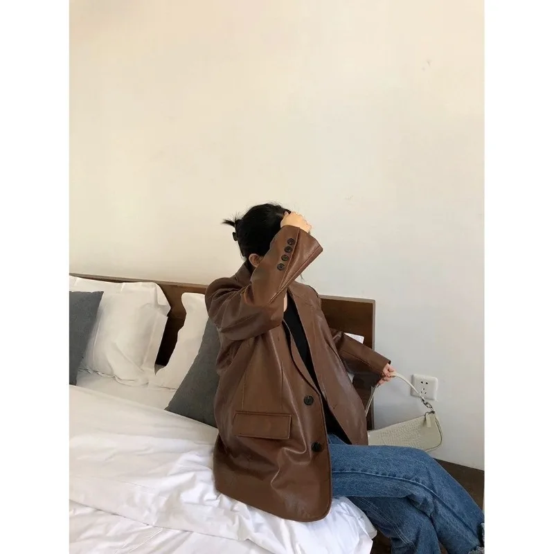 春と秋の新作韓国風ルーズレトロブラウンレザースーツルーズカジュアルスーツジャケット女性用ファッショナブルハイエンドコート