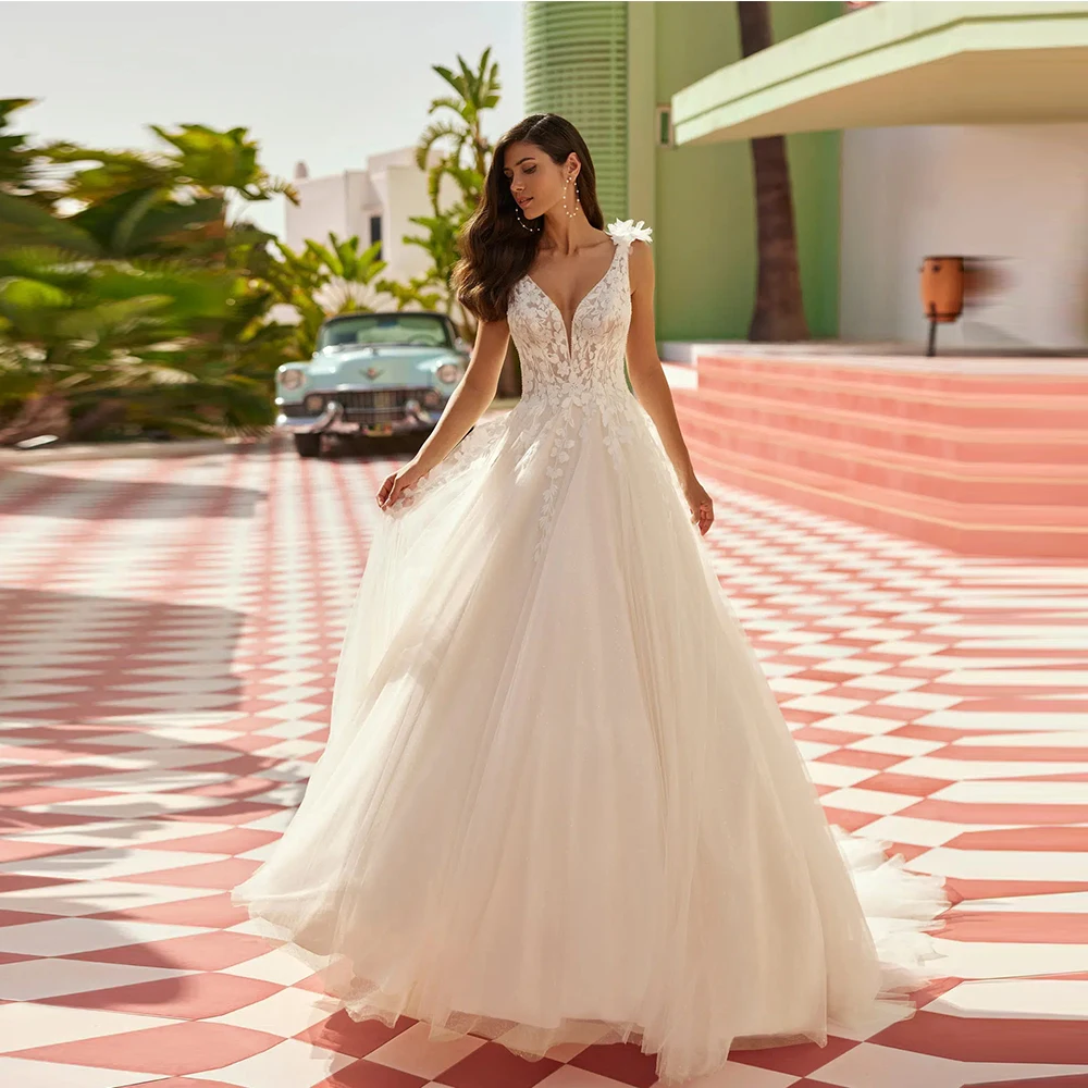Romantic Appliques Backless Bridal Gown Luxury Spaghetti Straps V Neck Wedding Dresses Court Train  Bridal Gowns for Women 2025