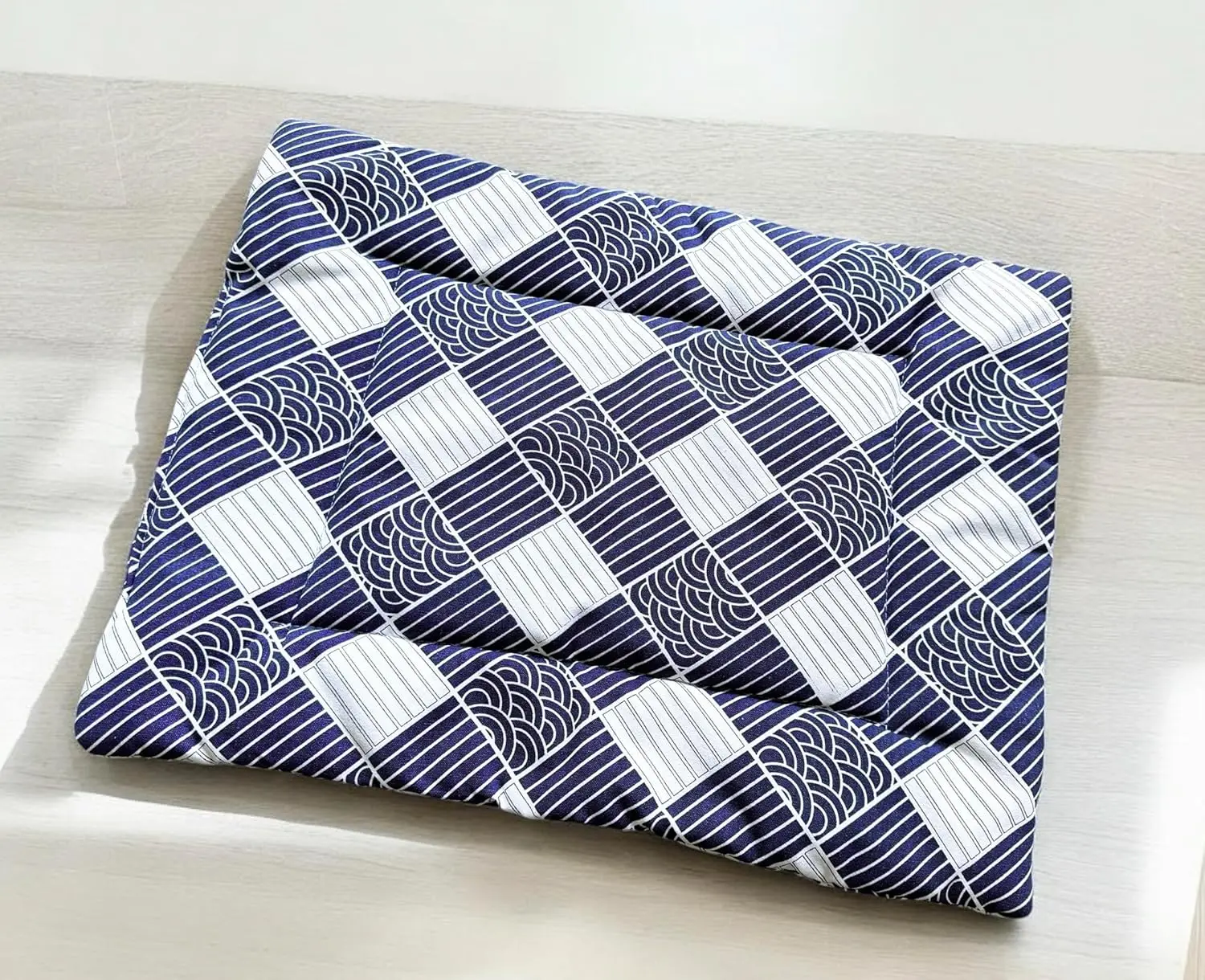 

Коврик для домашних животных Comfort Cotton — дышащий, мягкий, можно стирать в машине, устойчивый к жеванию, всесезонный, средний (B)