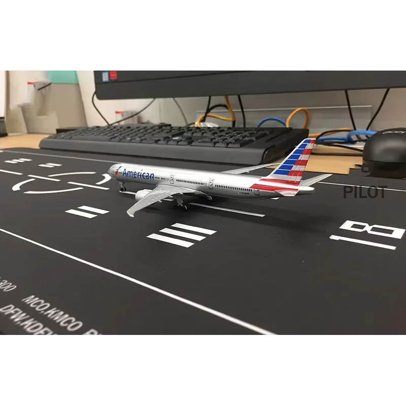 1/400 aeroporto passeggero aereo pista modello aereo civile aereo modello aereo scena display giocattolo mouse pad