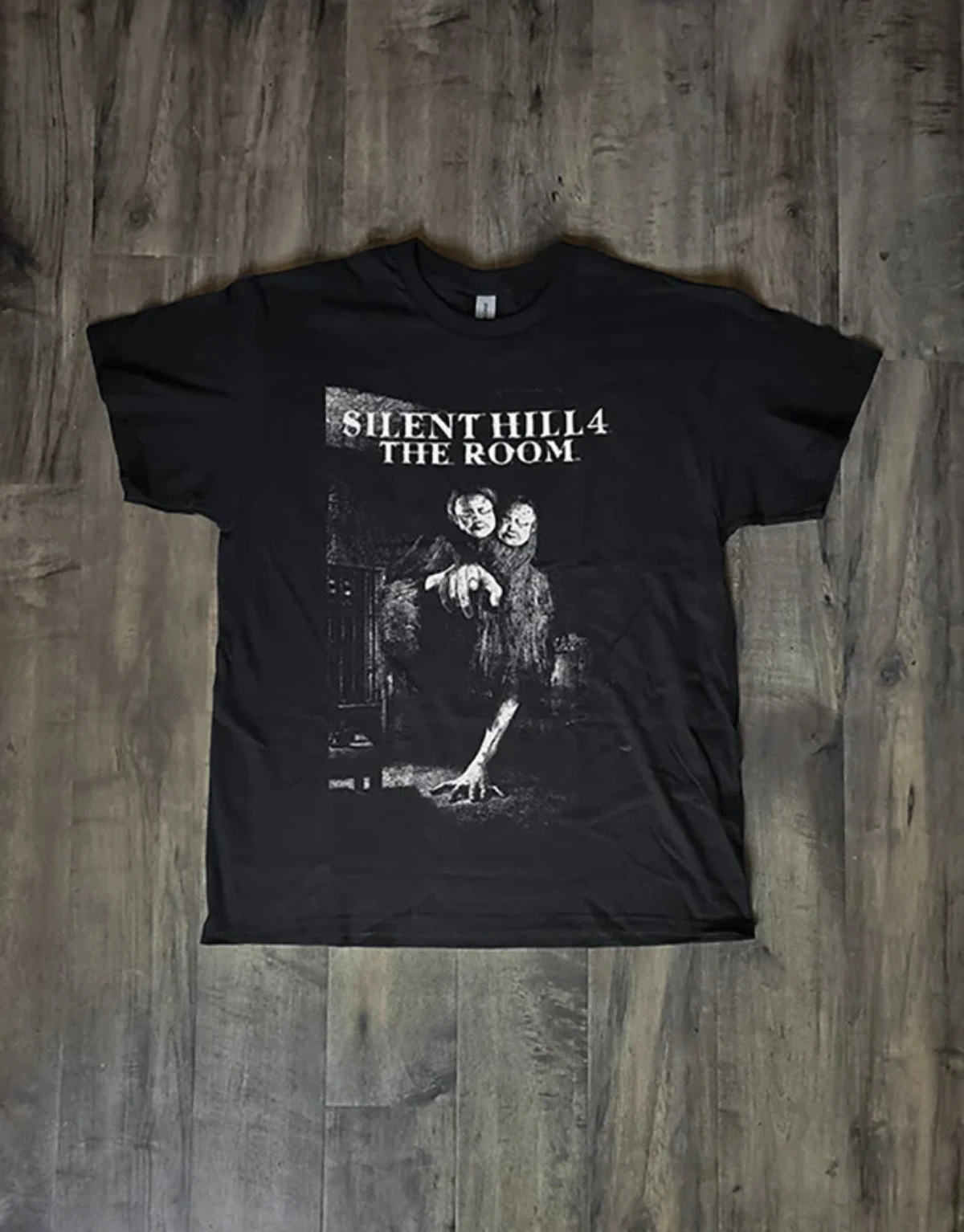 Silent Hill 4- Limited Edition Twin Victims T-shirt Fashion Street T-shirt Unisex T-shirt Daily Casual Wear
