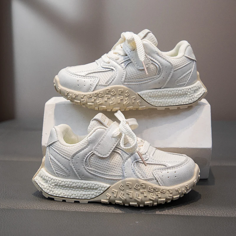 2025 子供のための靴通気性ジムスニーカー女性アンチスリップトレーニング子供のウォーキングシューズスポーツ