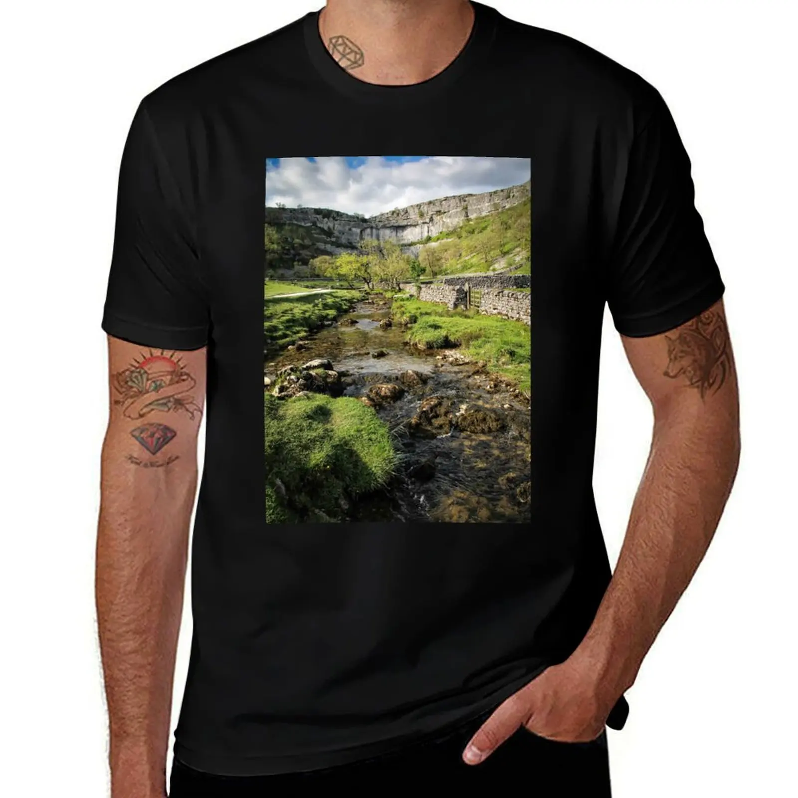 Malham Cove Stream T-Shirt Summer Sports Quick Dry T-Shirt