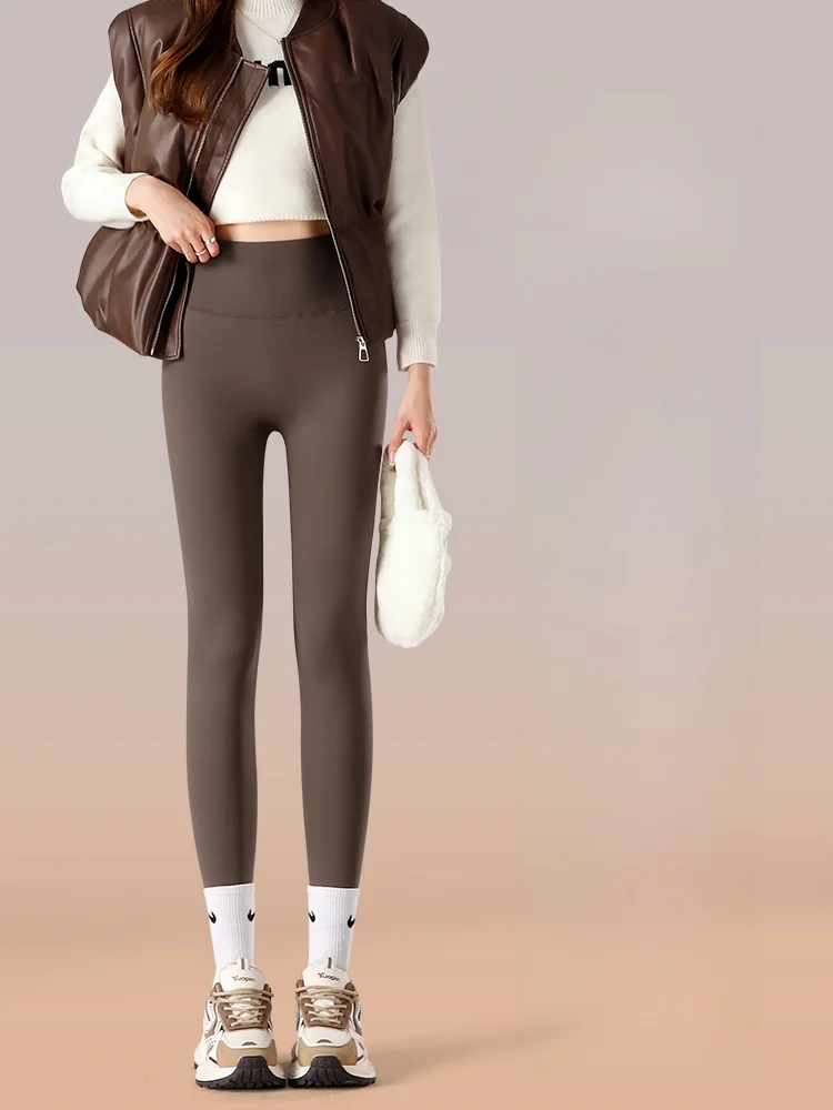 กางเกงโยคะเอวสูงบุซับในสำหรับผู้หญิง ฤดูหนาว สีเนื้อ ทรงบอดี้คอน ไซส์เล็ก ยกสะโพก สไตล์ลำลอง ความยาวแปดส่วน