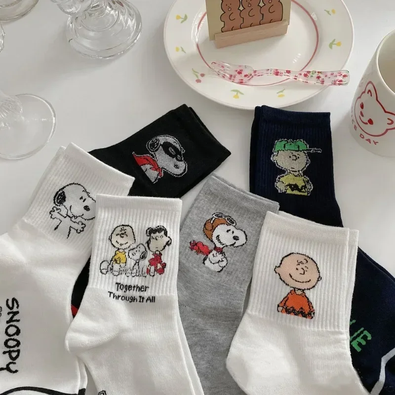 Snoopy Anime Mid Tube Socks Cotton Cute Women Sports Breathable Girls Fashion Cartoon Students Black White Skateboarding Socks