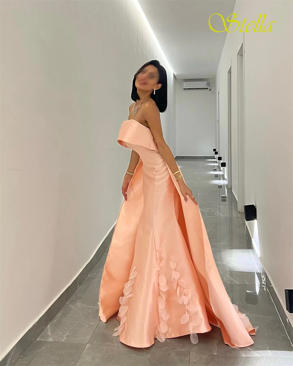 Robe de soirée personnalisée, sans bretelles, sans manches, en Satin de haute qualité, robes de bal à fleurs délicates, robes d'occasion spéciale