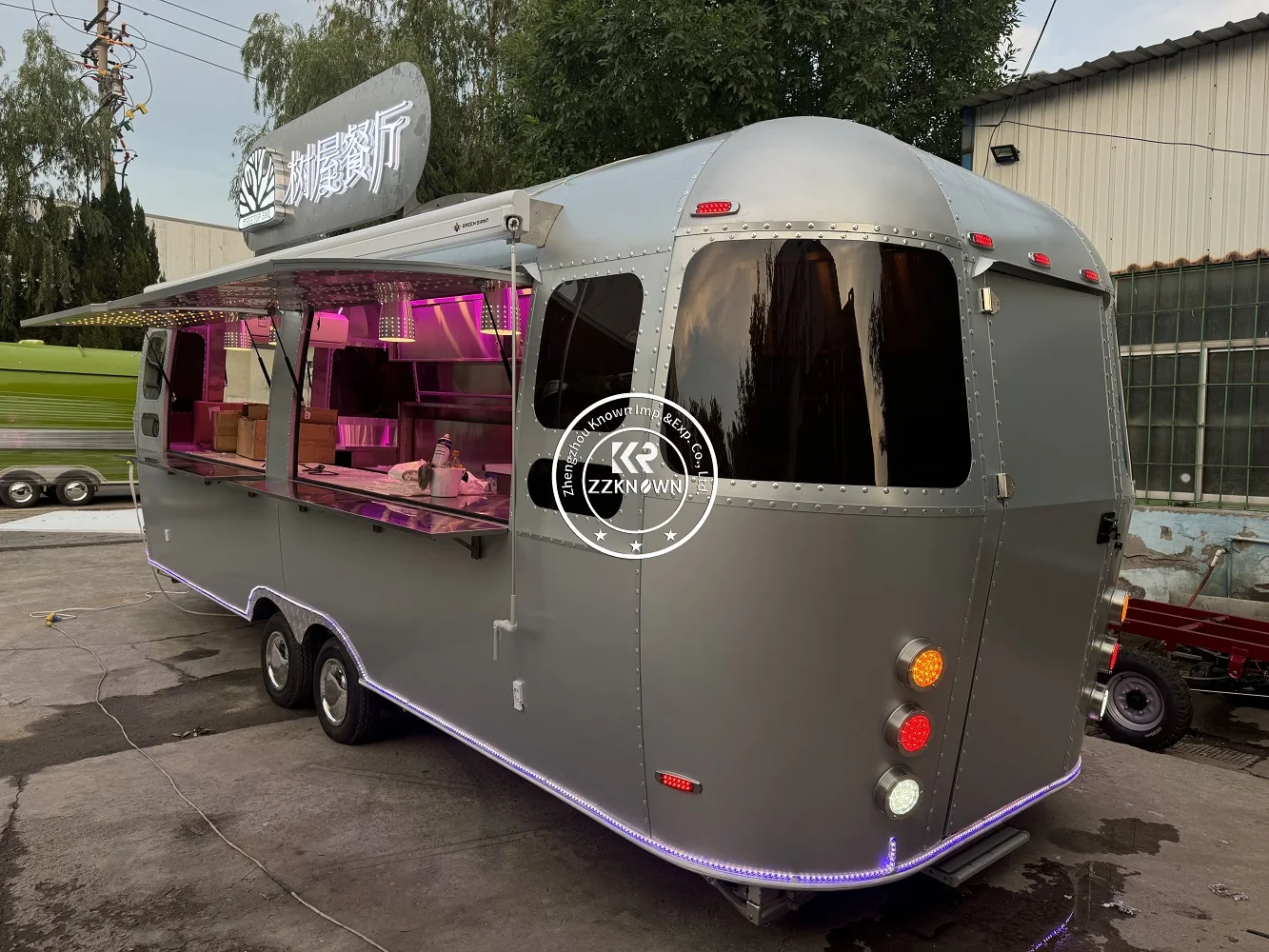 Customized Mobile Snack Bar Truck Double Decker Food Trailers Fully Equipped