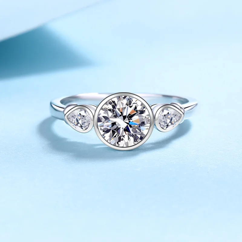 Aesthetic Round Bezel Pear Shape Bubble Ring 1.6ct Women Moissanite PT950 Platinum Romantic & Exquisite, Ideal for Gift