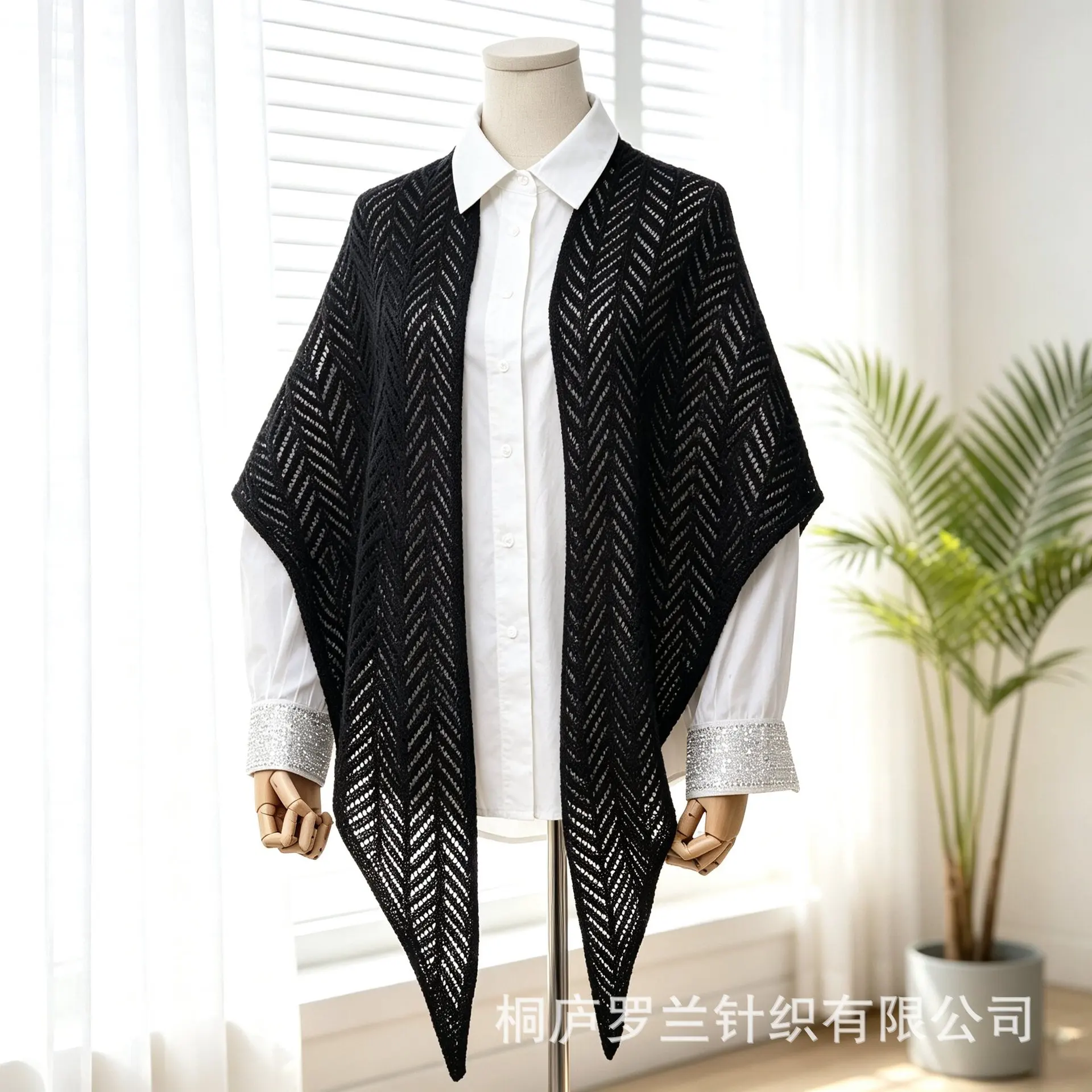 Solid color knitted shawl hollow summer sun protection outdoor air-conditioned room shoulder pad thin versatile